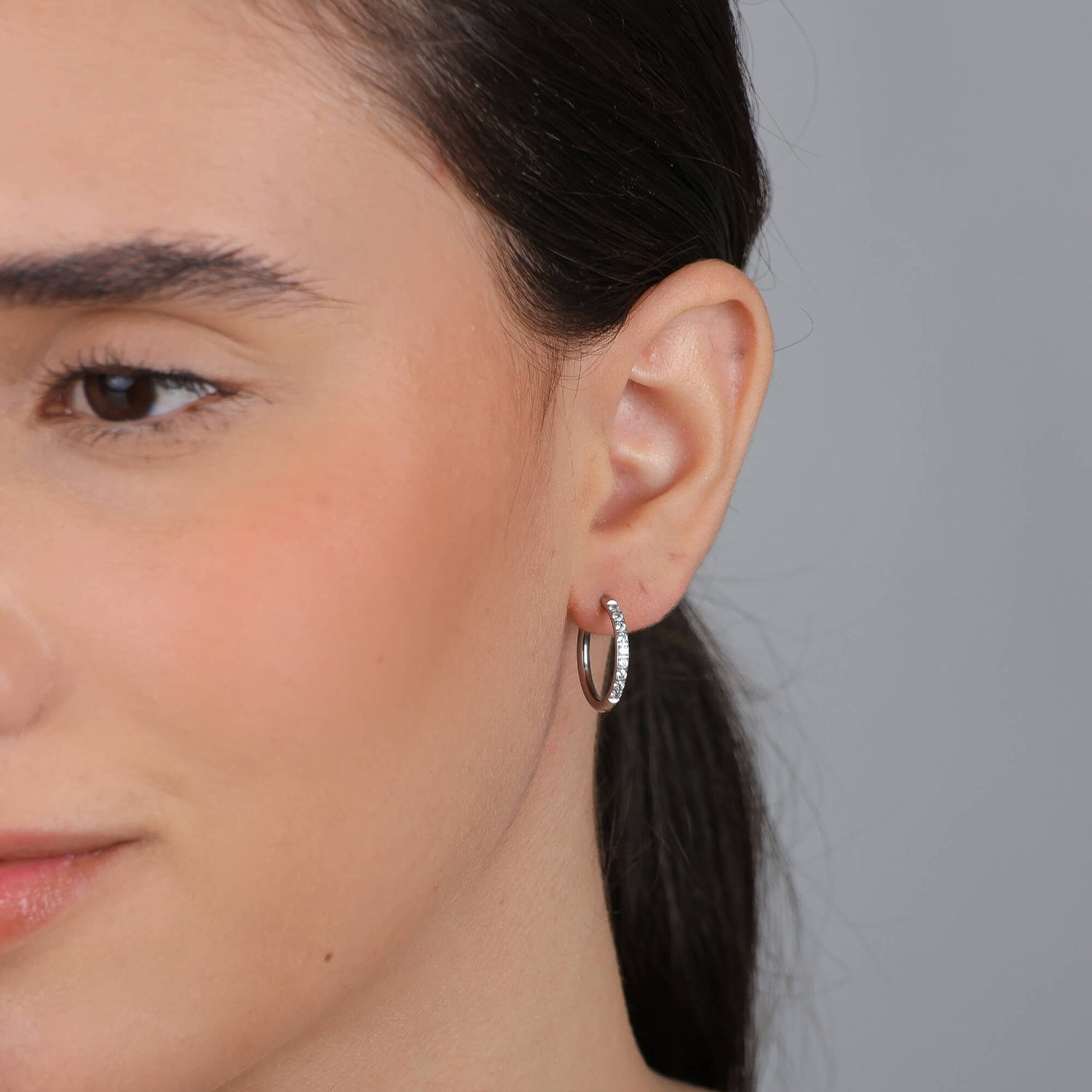 Brinco Argola Cravejada Click