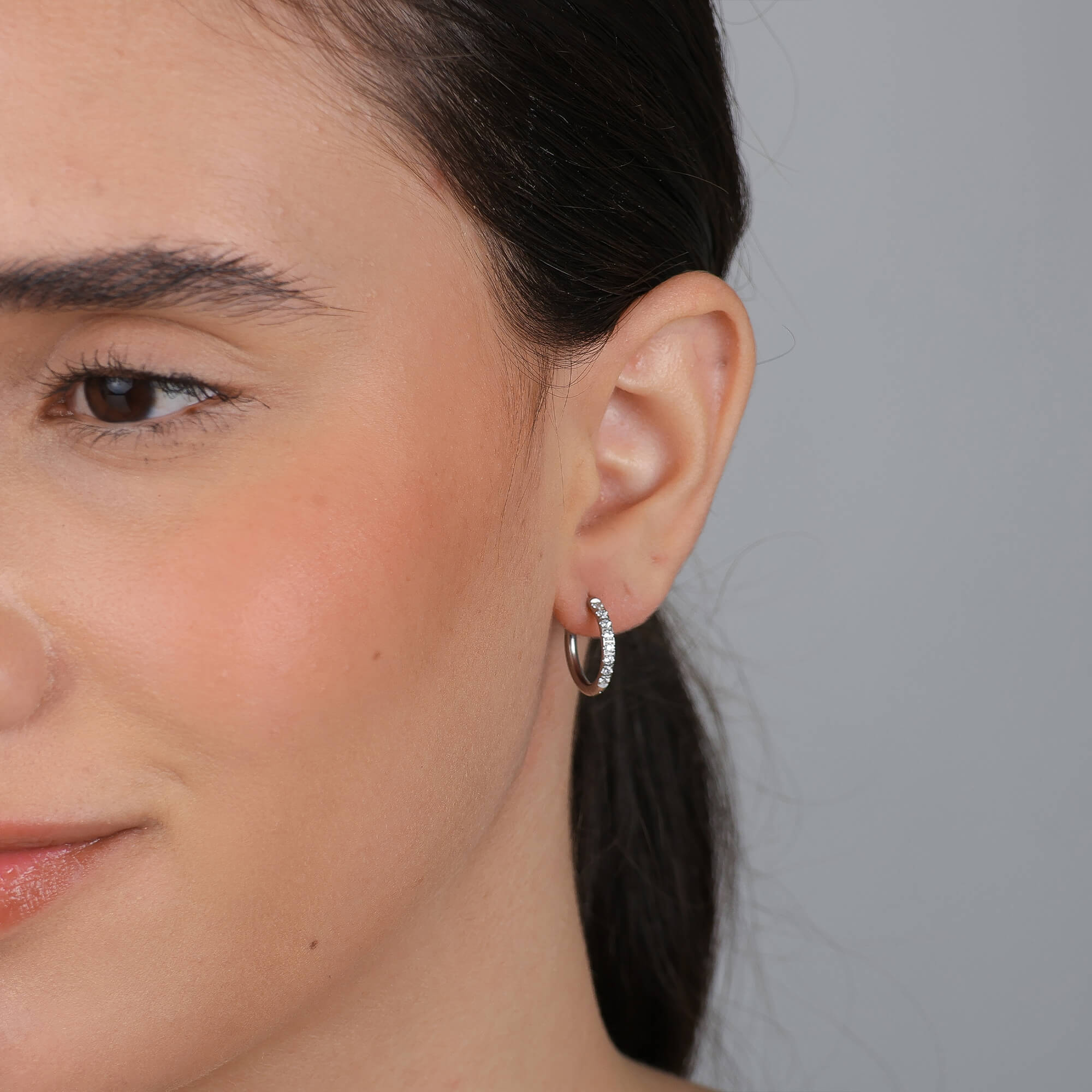 Brinco Argola Cravejada Click