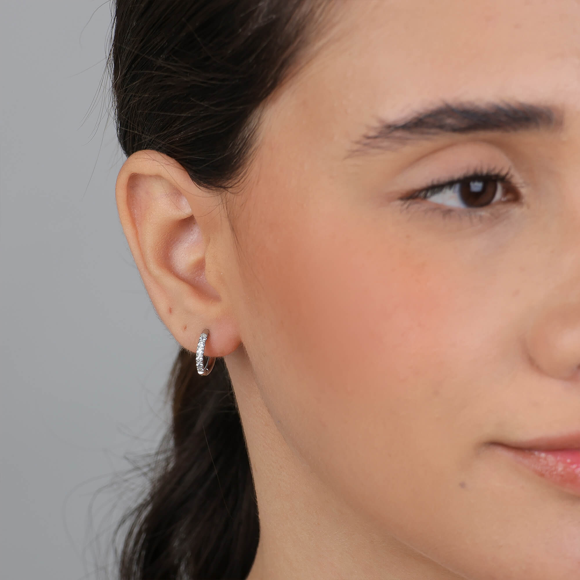 Brinco Argola Cravejada Click