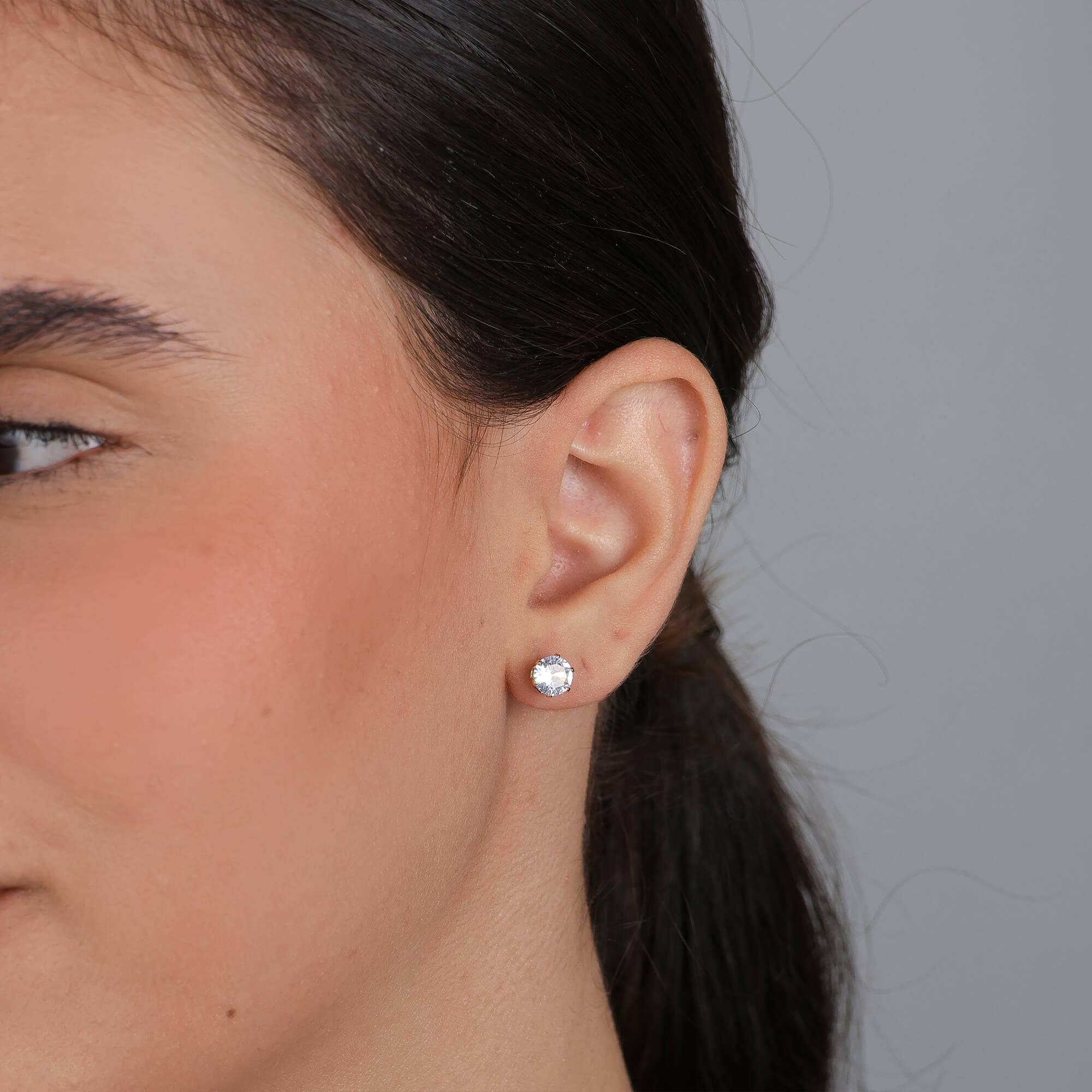 Brinco Ponto de Luz Zircônia