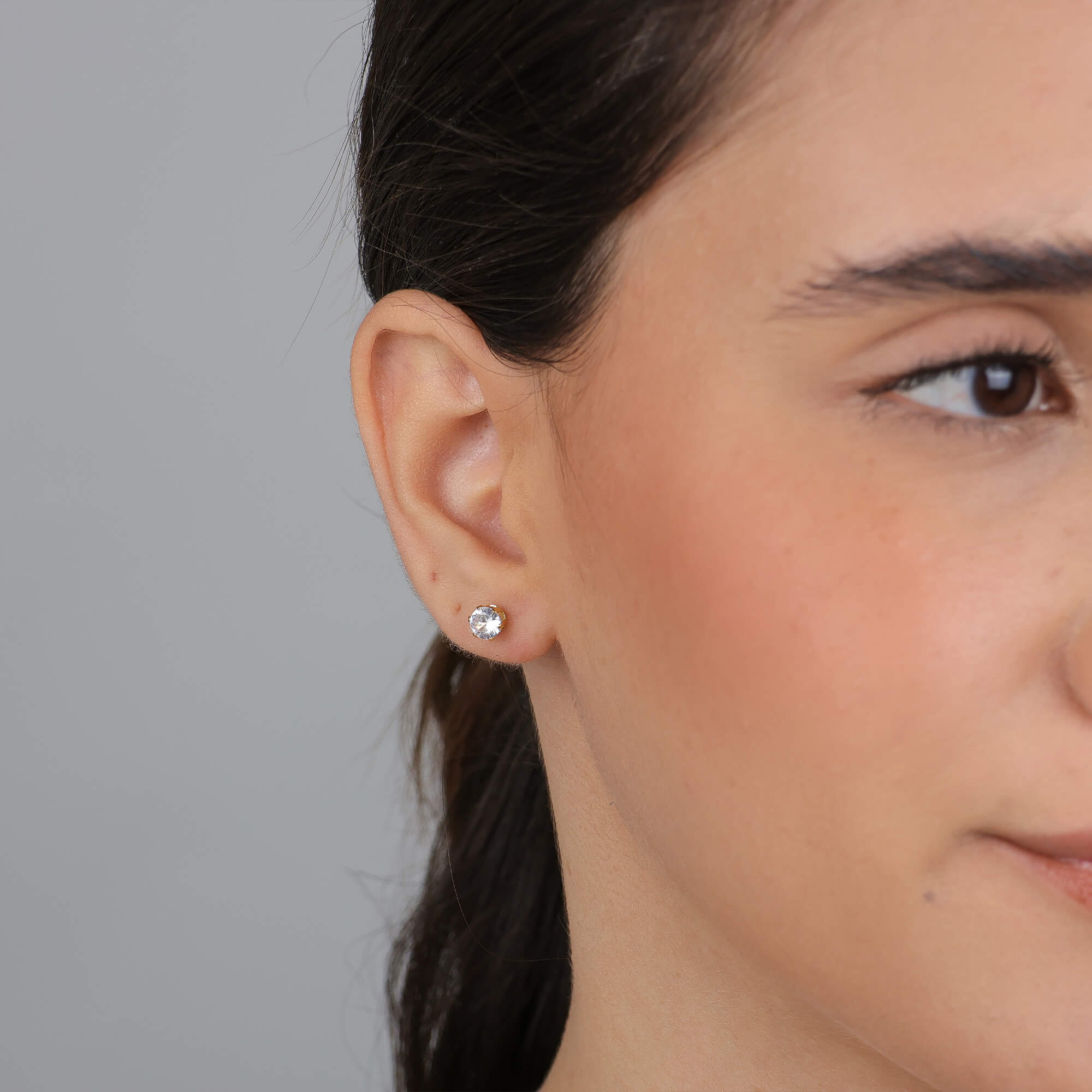 Brinco Ponto de Luz Zircônia