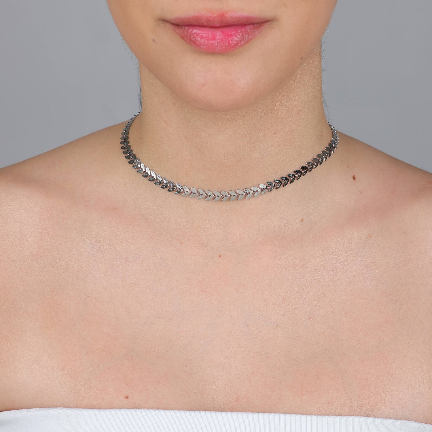 Colar Chocker Folhas