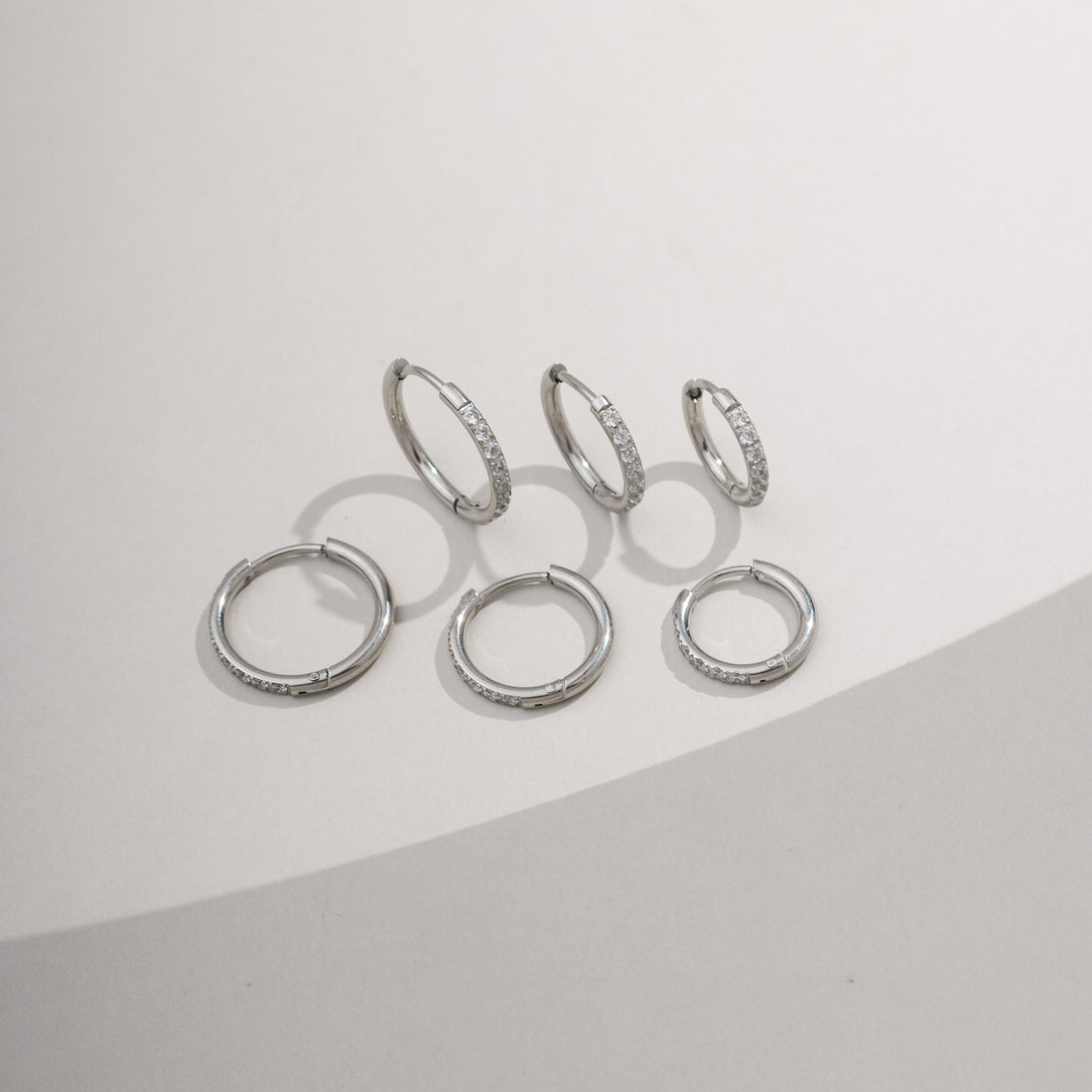 Trio Brincos de Argolas Cravejadas Click