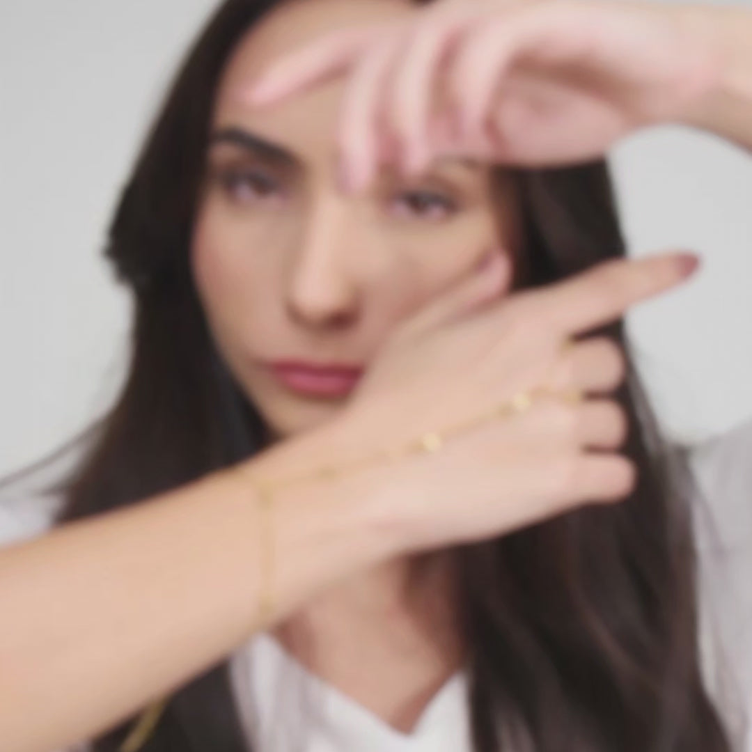 Pulseira de Mão Bolinhas