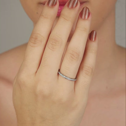 Anel Aparador Cravejado com Zircônias