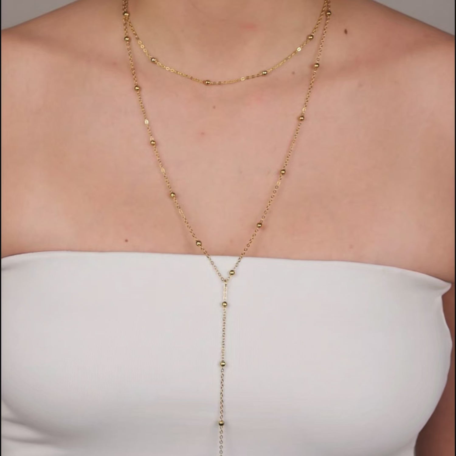 Colar Gravata Bolinhas