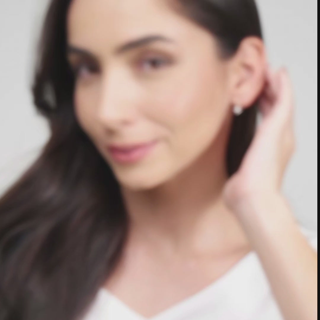 Brinco Mini Flor de Zircônia